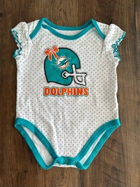 Miami Dolphins Baby Girl Onesie NFL Football Bodysuit Teal White Cute 🐬
🏈